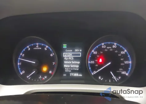 2017 Toyota Rav4 Xle из США, поврежденный, VIN 2T3RFREV3HW619441